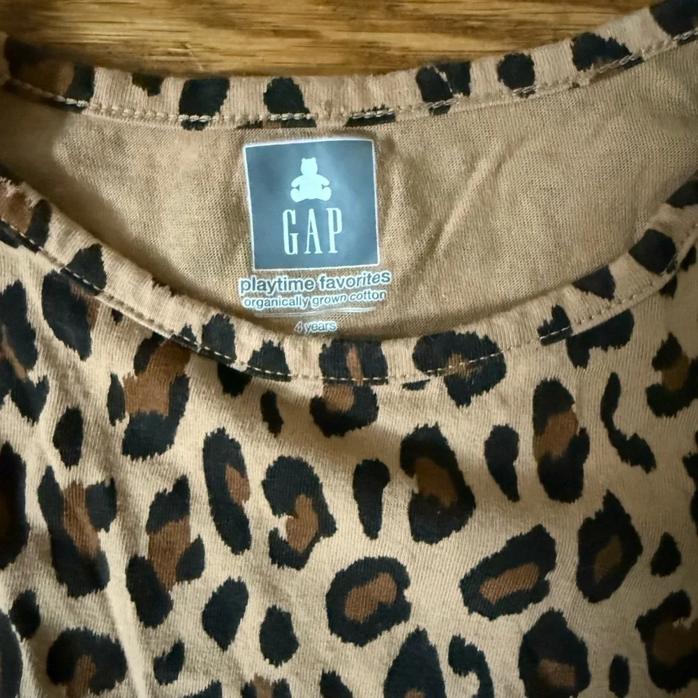Gap Kids Leopard Long Sleeve Tee - Size 4